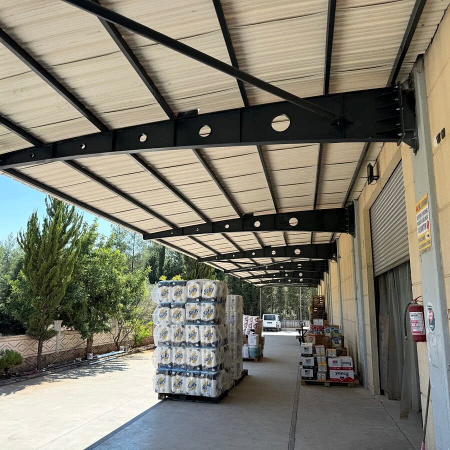 Özkanlar Gıda Deposu Sundurma